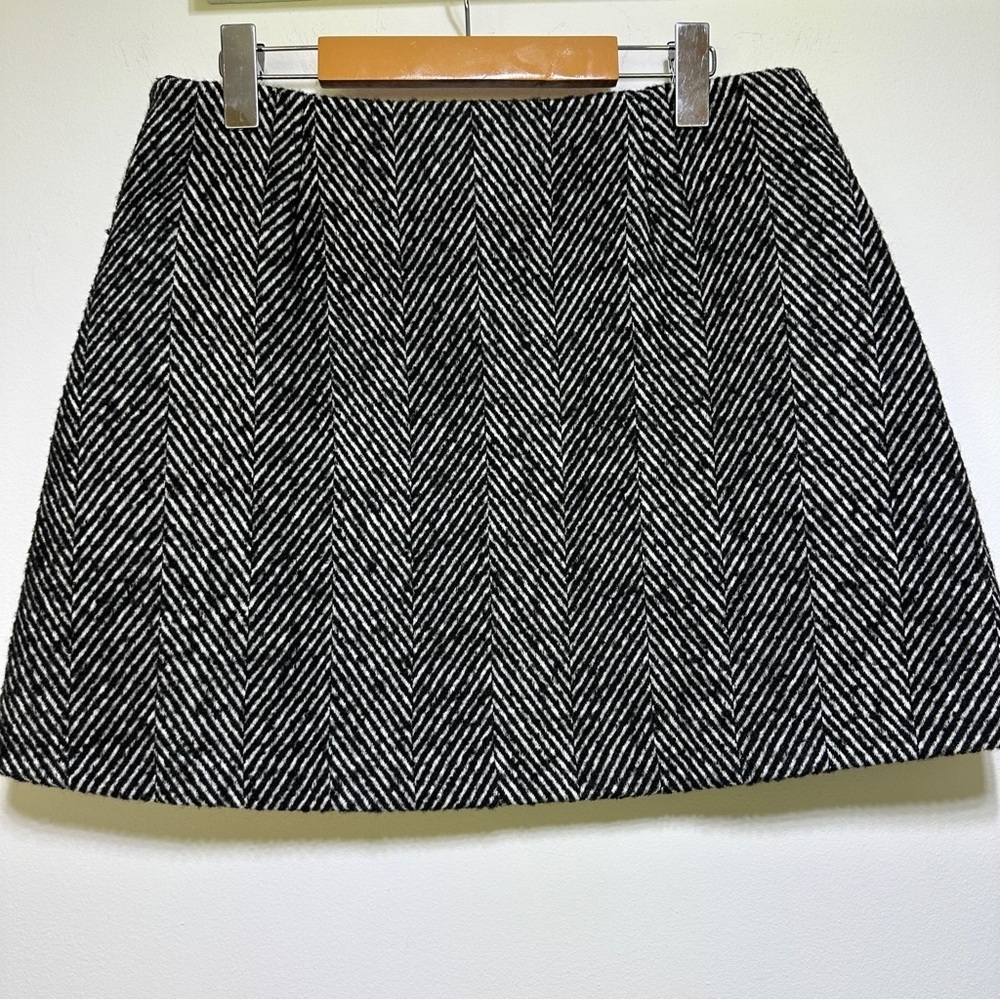 GAP Black White Tweed Herringbone Mini Skirt A Line Lined Winter Size 10 NWT